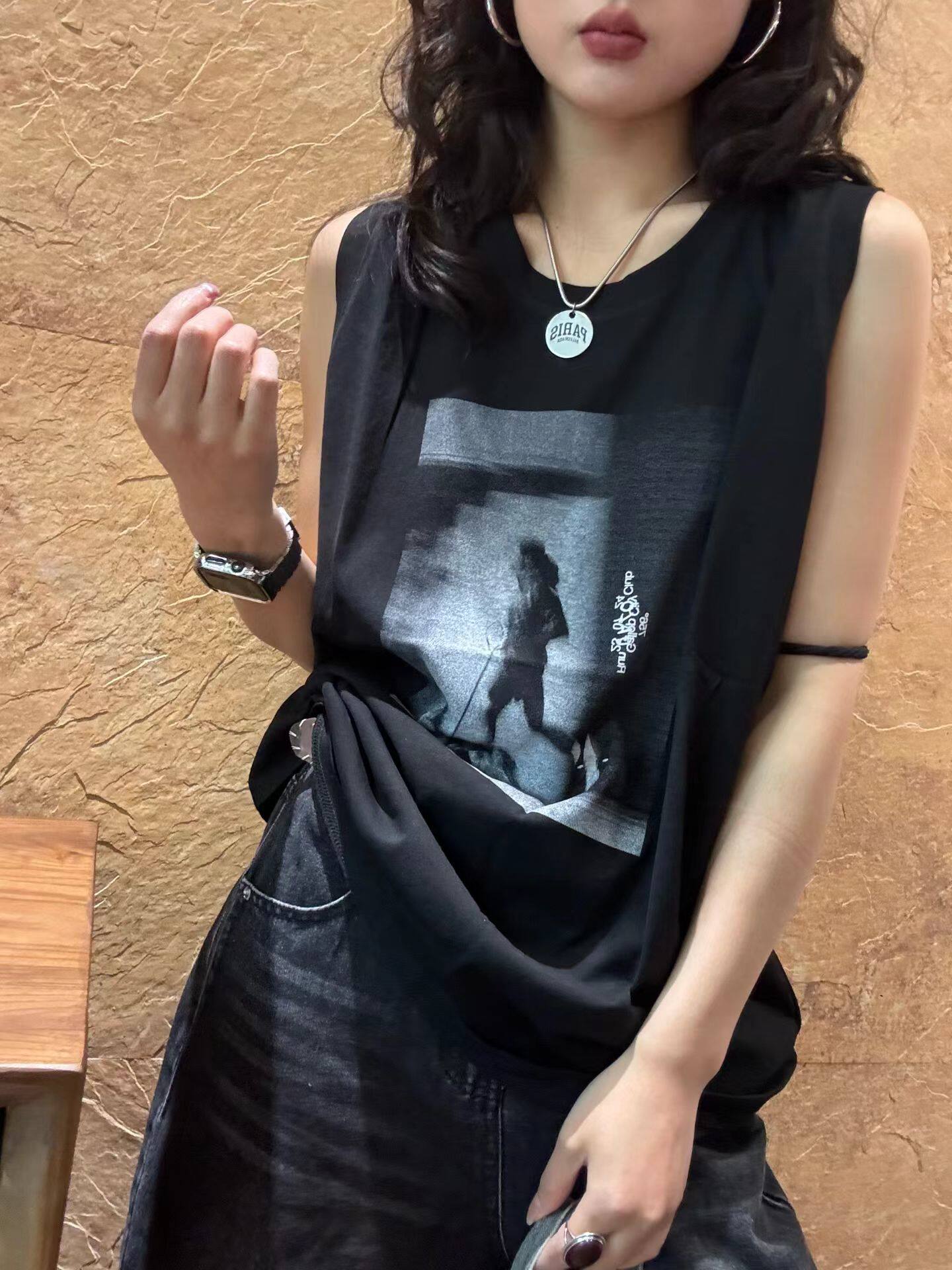 欧洲站2026夏季新款欧货时尚百搭圆领宽松显瘦无袖棉麻背心女上衣