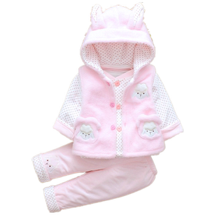 女宝宝春天套装新生儿加厚三件套婴幼儿秋冬款外出薄棉衣服小女童