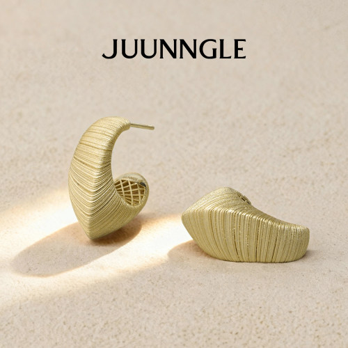 JUUNNGLE洲谷缚光潺丝弯月耳钉