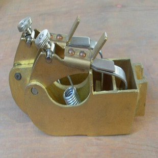 直流电机纯铜刷架550KW上海z南洋Z450 4B电机碳刷架ZZJ