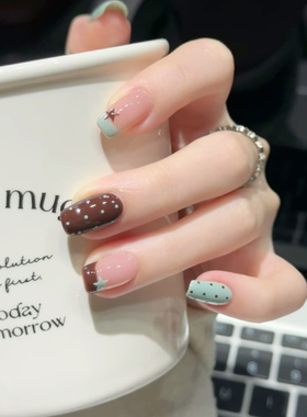 手工穿戴甲2025新款秋冬ins波点可爱星星法式显白高级感美甲 1046