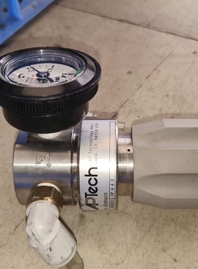 议价出APTECH美国品牌AK1001S 3P的减压阀，银灰色