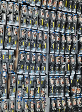 议价DA21223，三协伺服驱动器200w，配套电机也有，MX2