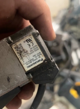 议价松下伺服电机MSMD012P1V，100W功率，带刹车功能，