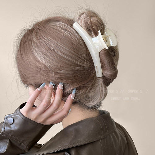 迪丽热巴同款发抓夹高级感鲨鱼夹