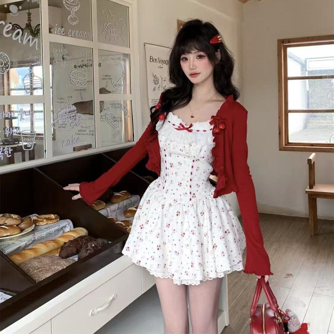 温柔风蕾丝边碎花背心连衣裙套装女春夏薄款长袖开衫辣妹收腰短裙