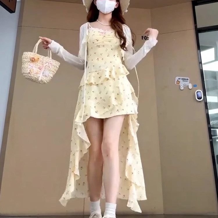 一整套穿搭新款不规则吊带连衣裙