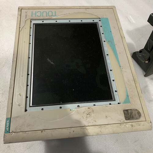 可维修PC670 6AV7722-1AC00-0AA0议价