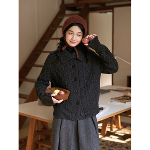 Seams 54004 Sense｜文艺复古高领绞花黑灰雪花点羊毛针织开衫