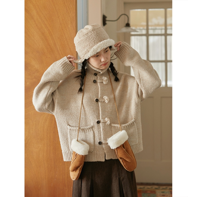 SeamsSense复古粗针高领短毛衣