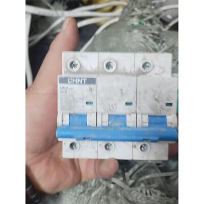 正泰开关一批，型号有NBP