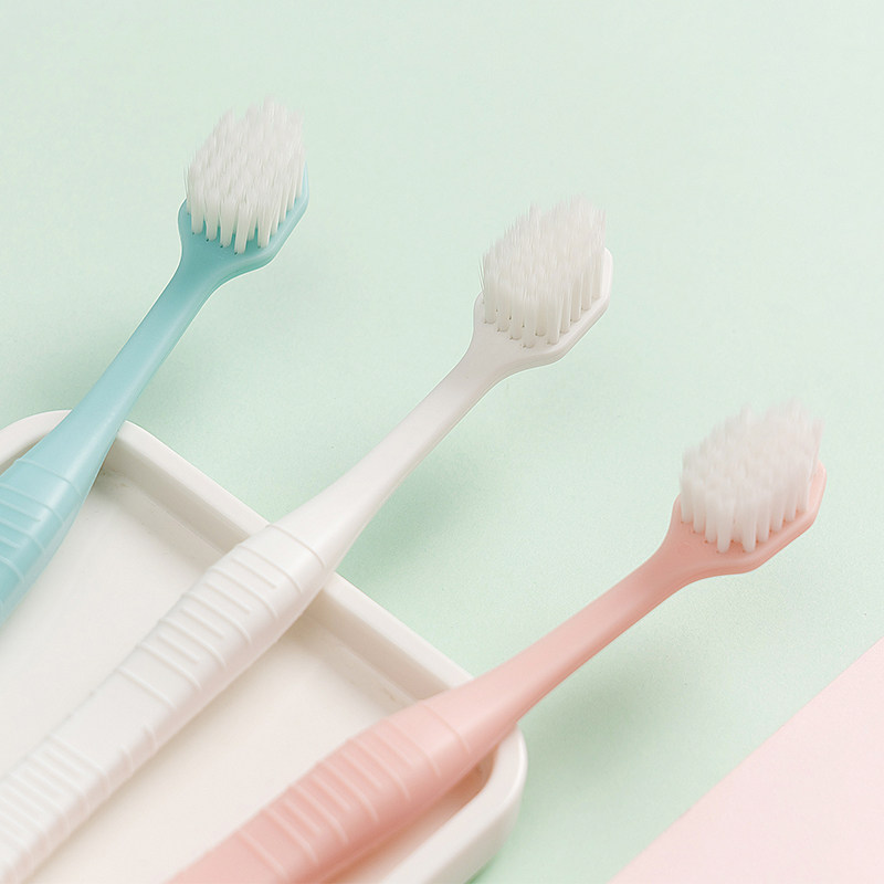 MINISO/名创优品 细丝软毛清洁防滑牙刷三支装带牙刷头套洁白亮牙,模玩/动漫/周边/娃圈三坑/桌游,动漫水杯/居家/百货,淘宝优惠券,粉丝福利购,淘宝优惠卷