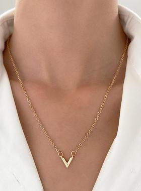 V-letter pendant English letter clavicle chain neck chain
