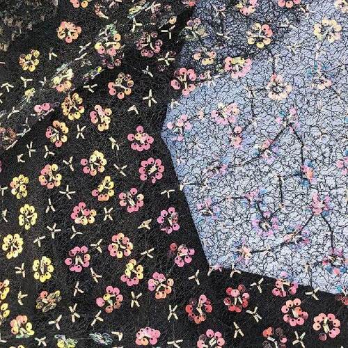 1 Yard 5mm Flower Design Iridescent Sequins with Roll Up