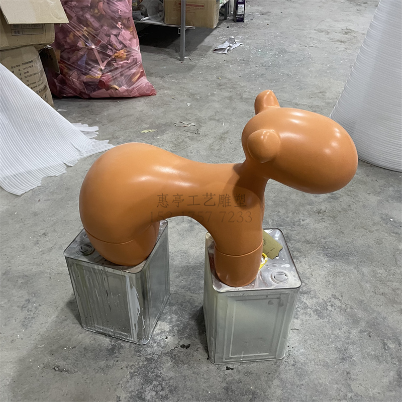 网红小马椅动物座椅卡通雕塑
