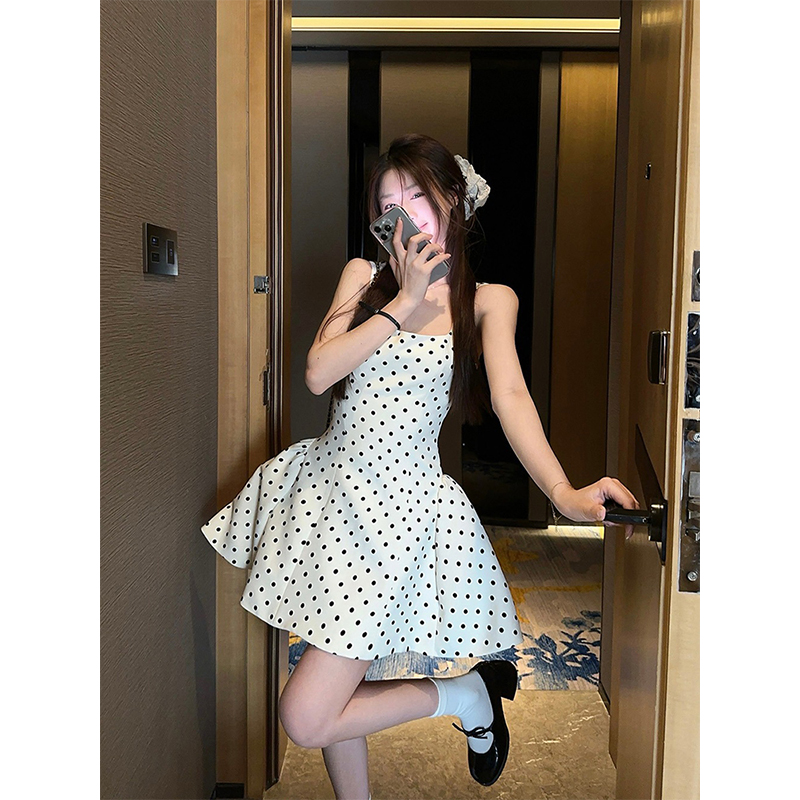 法式甜辣妹波点吊带连衣裙女装