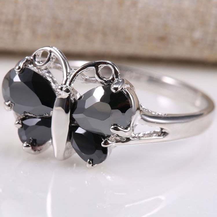 Chen Rui sells simple black zircon butterfly ring popular ex