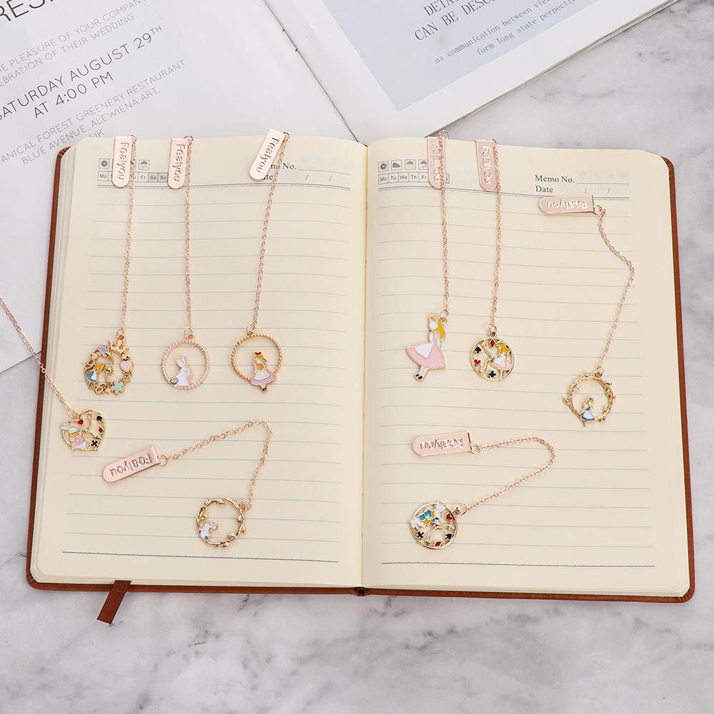 1PC 23cm金属分页标记桃创意书签听