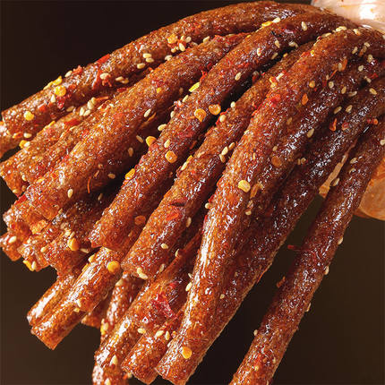辣小兔大长筋辣条湖南平江特产麻辣棒面筋解馋小吃童年怀旧小零食