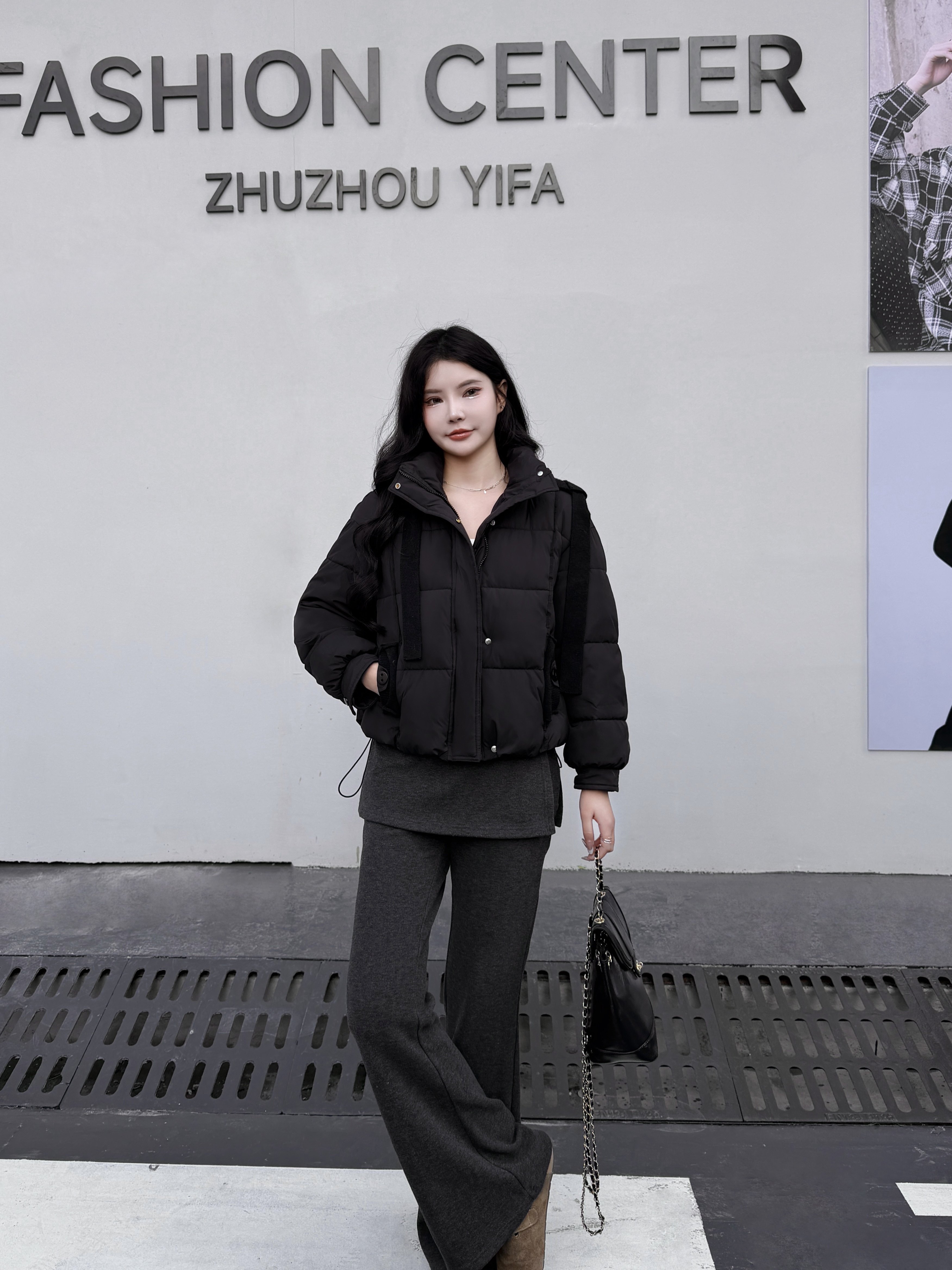 网红设计感短款羽绒棉衣女2025新款时尚气质保暖防寒小个子面包服