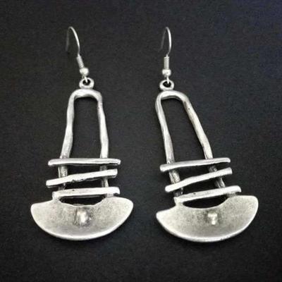 Vintage Ethnic Antique Metal Drop Earrings for Women Punk Je