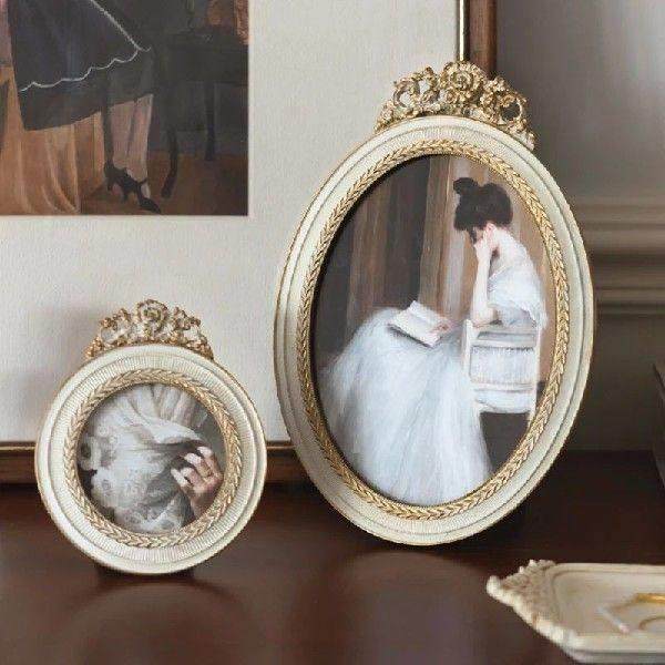 French Resin Photo Frame Desktop Vintage Ornament Golden