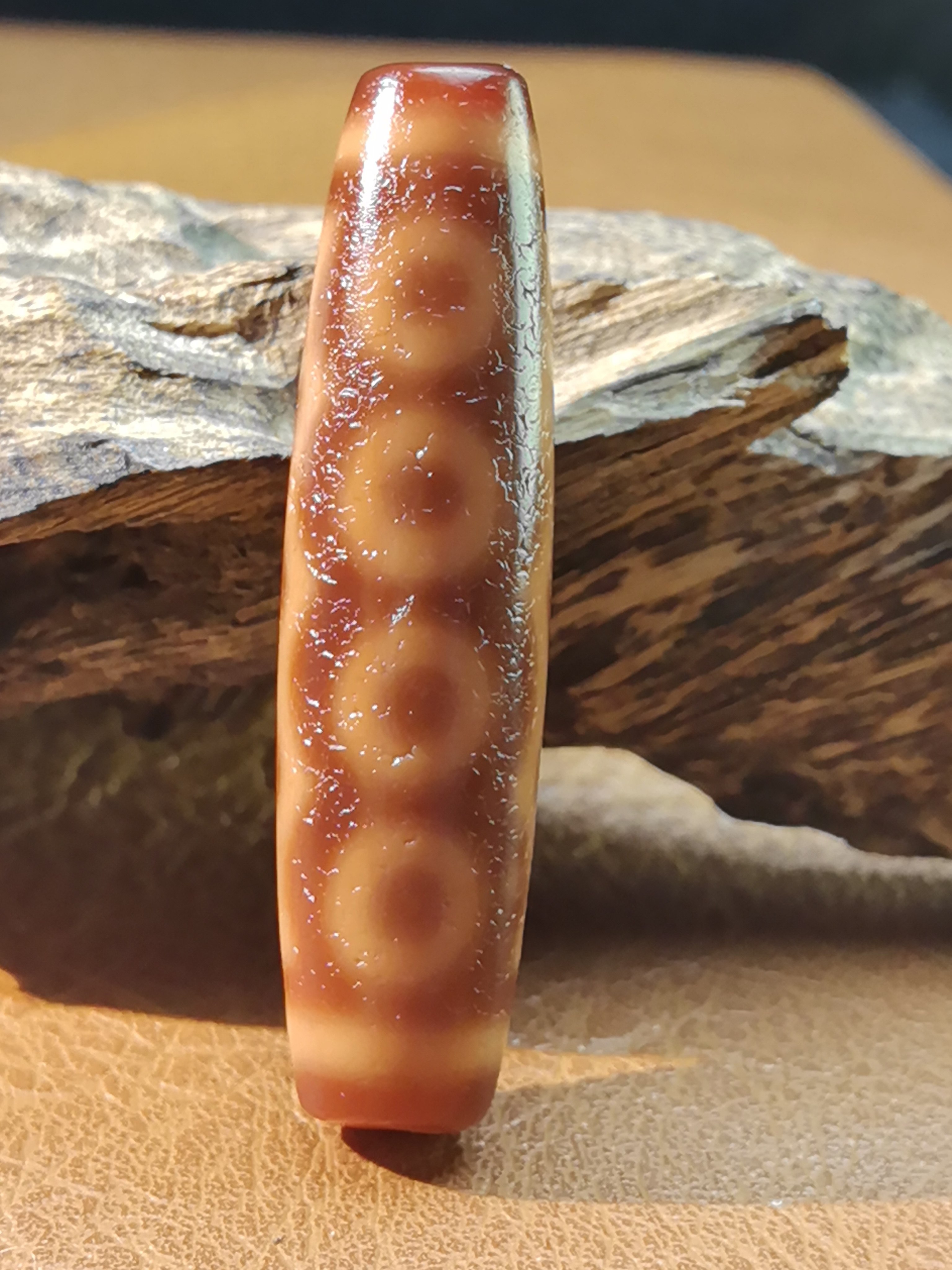 红肉七眼天珠藏传九眼石页岩玉髓玛瑙真品风化老气漂亮大气