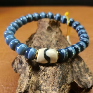 藏区油糯老料牙牙桶珠搭配一线蓝药师珠手串熟美温润玛瑙玉髓手串