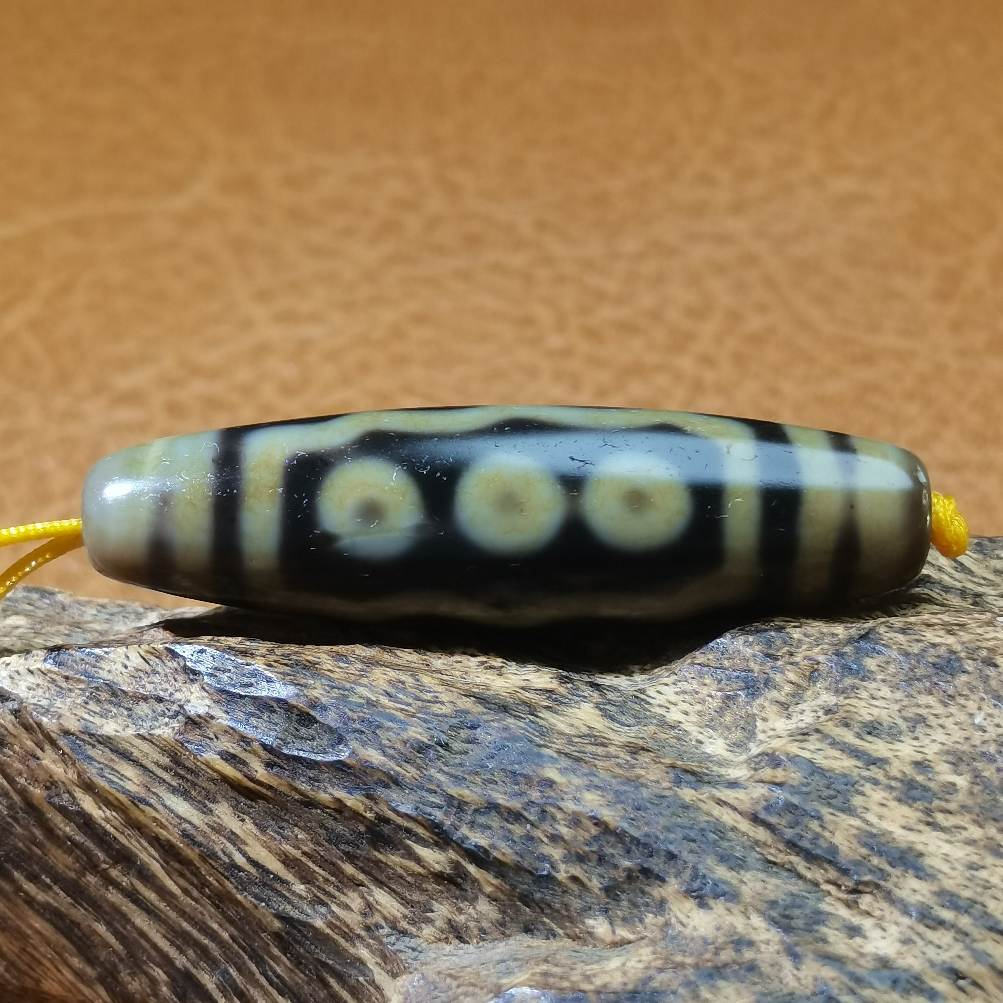 早期藏区流转老糯沧桑宝盖七眼天珠温润细腻玛瑙玉髓珠藏式锁骨链