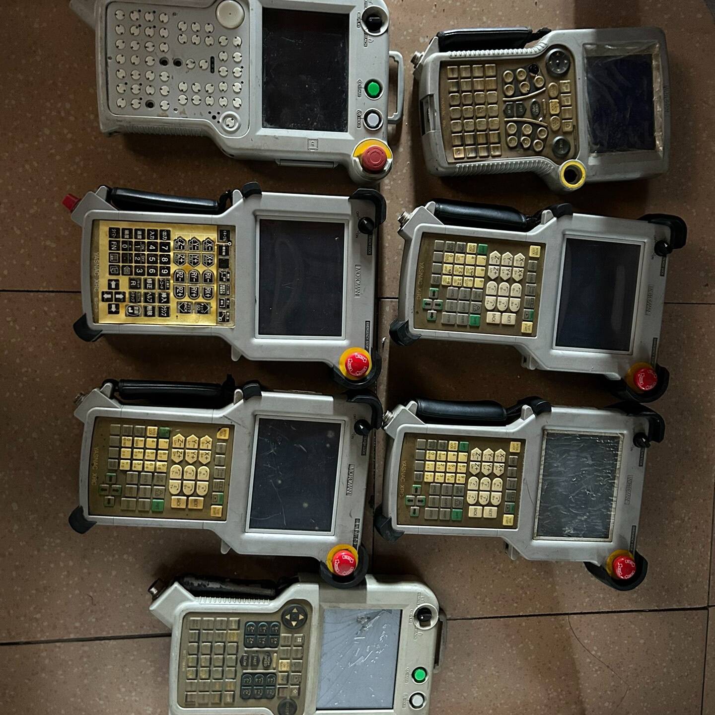 [议价]安川示教器JZRCR-N01B-1个（已售）， JZNC