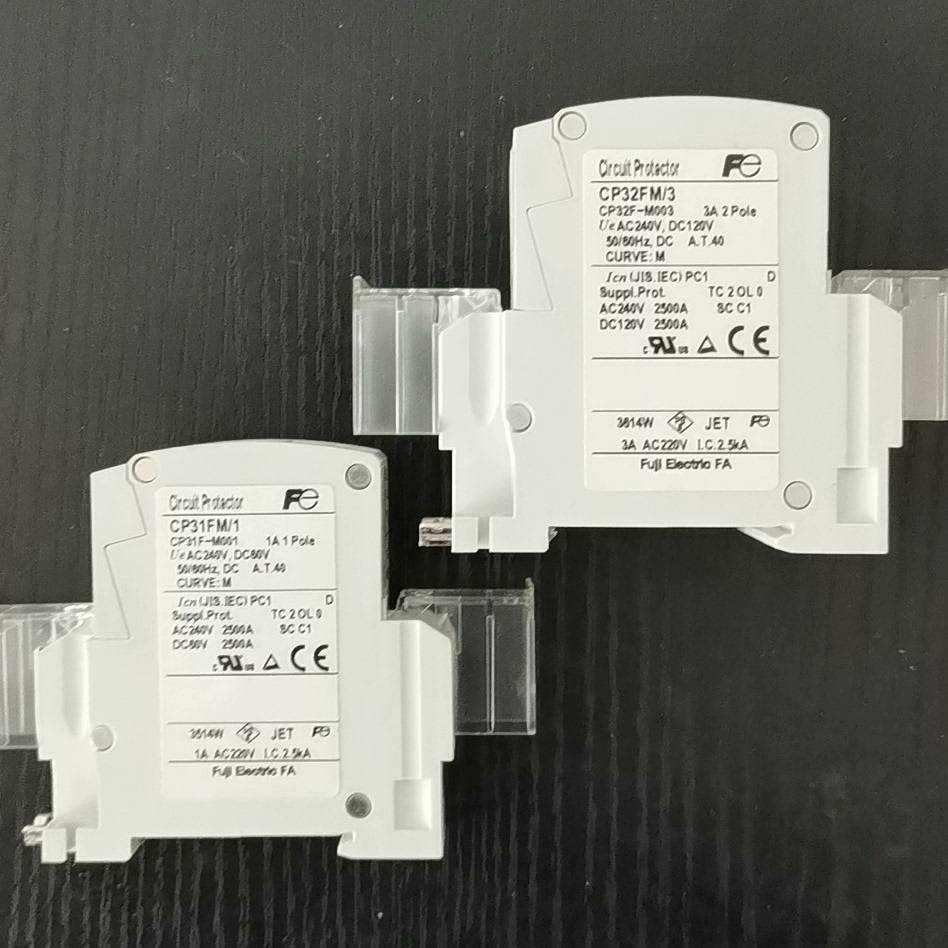[议价]富士断路器CP31FM 一个，CP32FM一个 成色