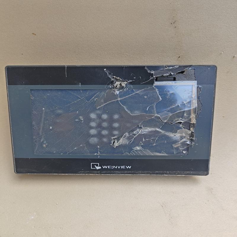 [议价]威纶通TK6070ip触摸屏，屏破了，能点亮，线路板