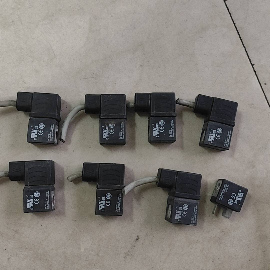 [议价]意大利CAMOZZI电磁阀 U7H