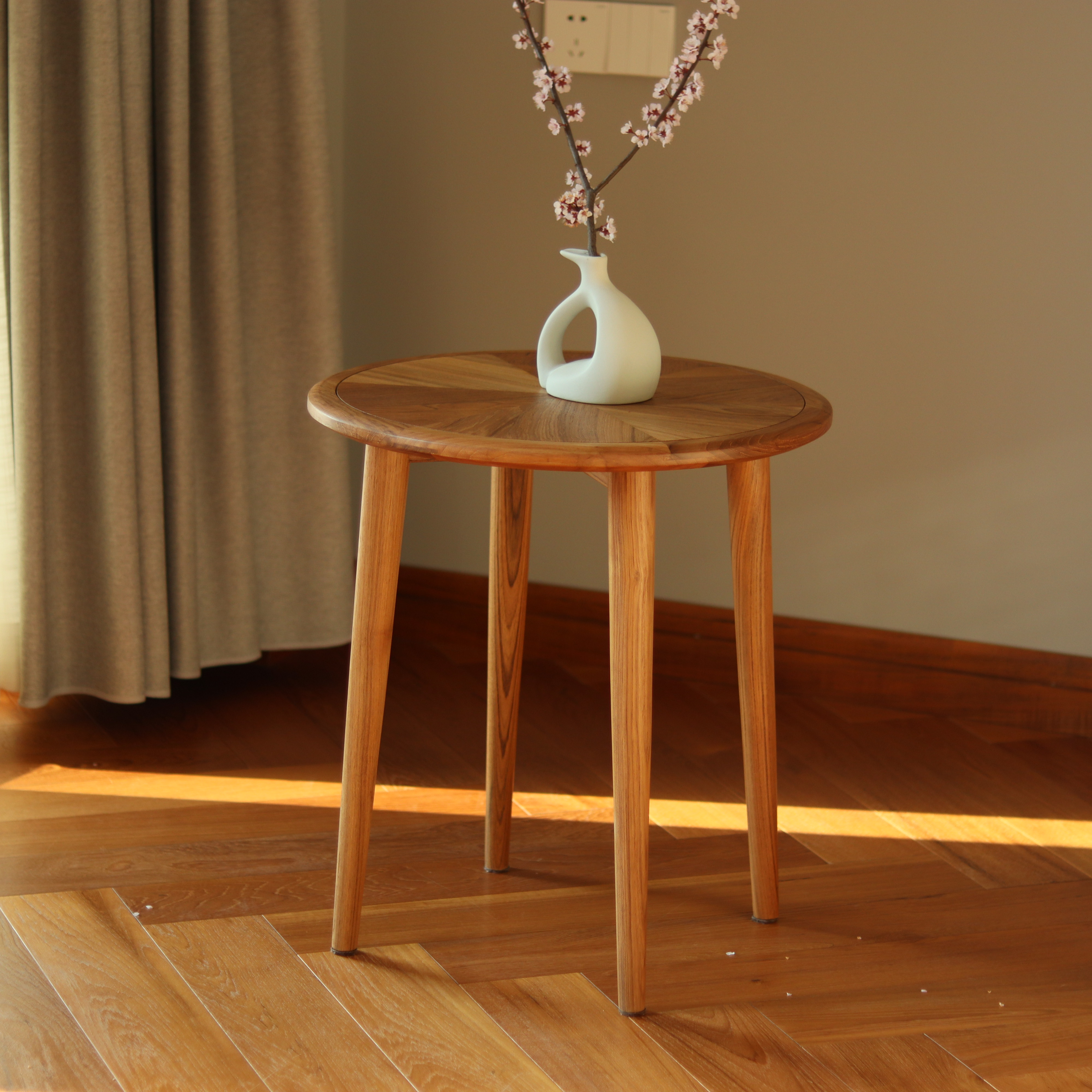 其它小圆桌原木缅甸柚木