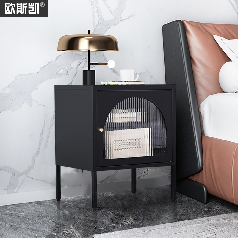 无气味钢制零甲醛轻奢床头柜