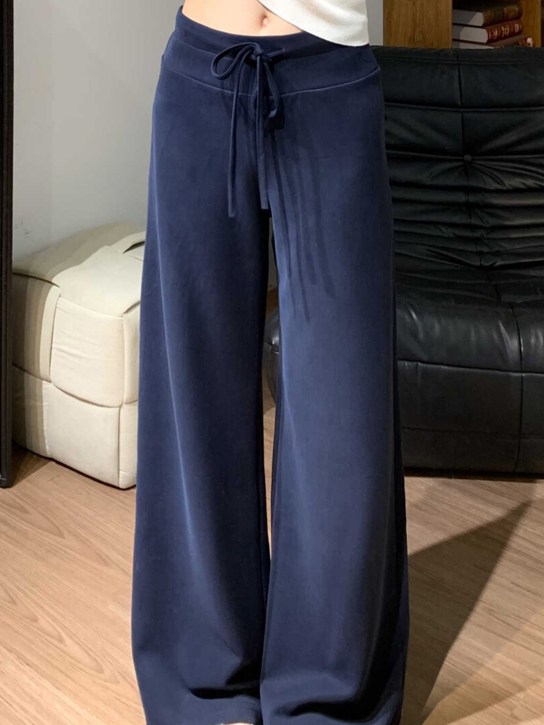 韩国藏青色慵懒直筒运动裤女士2025秋季休闲宽松显瘦卫裤阔腿裤子,女装/女士精品,卫裤,淘宝优惠券,粉丝福利购,淘宝优惠卷