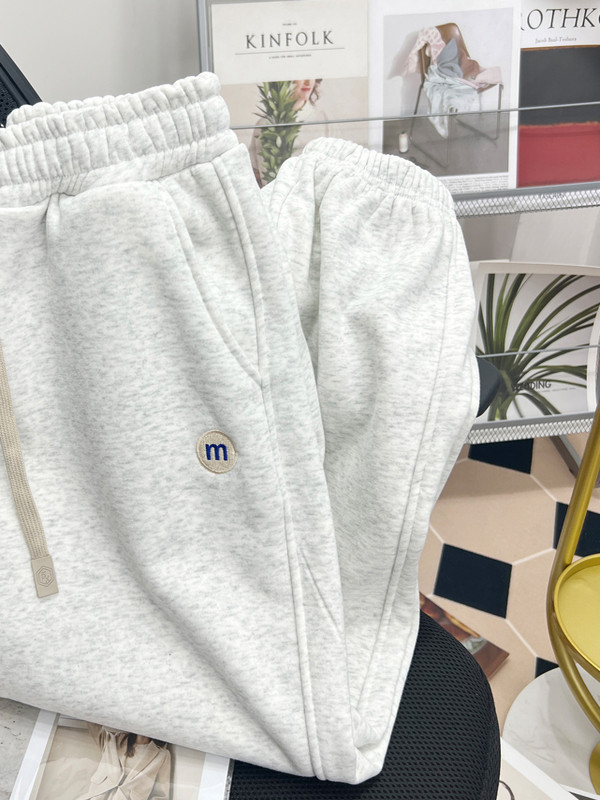 韩国白浅花灰色九分卫裤女2025秋季时尚休闲运动宽松显瘦束脚裤子,女装/女士精品,卫裤,淘宝优惠券,粉丝福利购,淘宝优惠卷