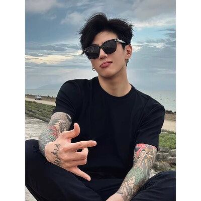 正肩修身短袖重磅夏季半截袖