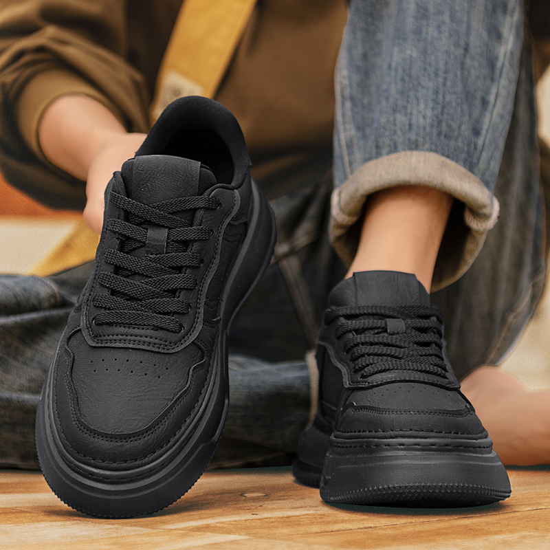 潮牌男鞋新款纯色厚底休闲运动鞋男士韩版潮流百搭工装板鞋小皮鞋