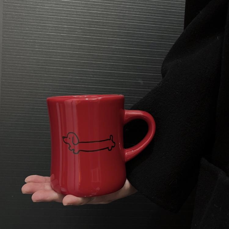 自制高颜值正红色腊肠小狗马克杯大容量350陶瓷杯子新年情侣水杯