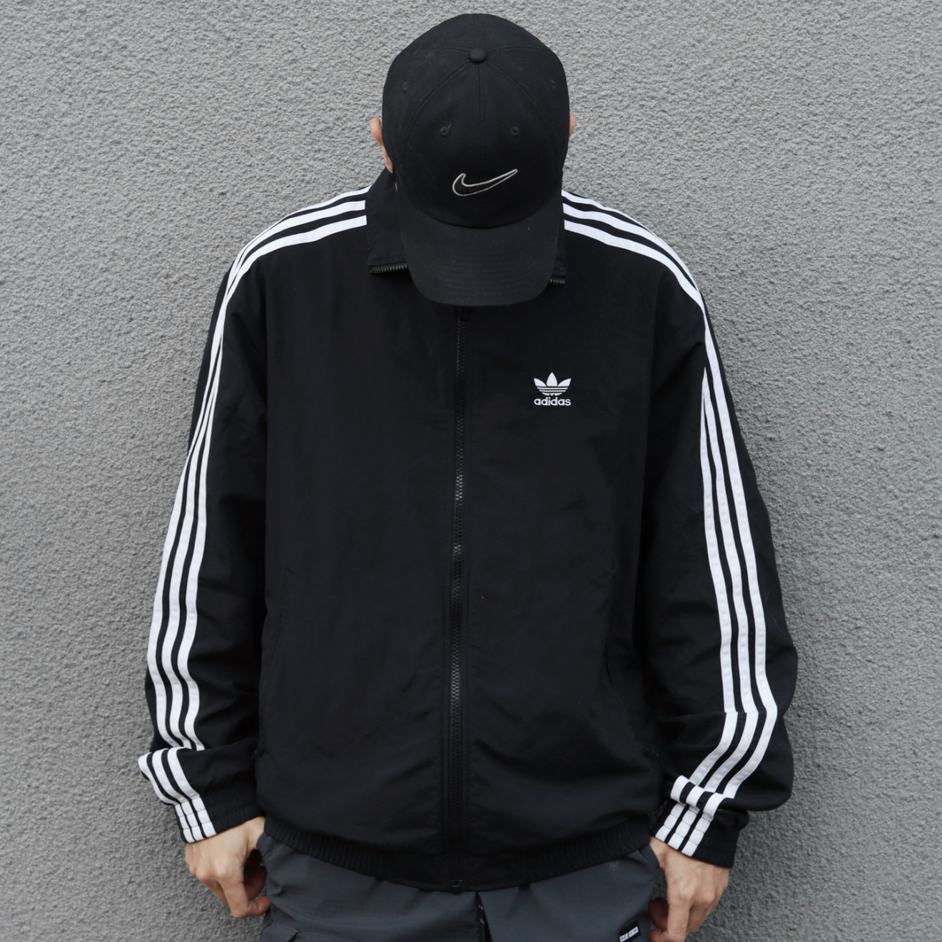 adidas originals FBIRD TTFirebird WOVEN 立领复古运动条纹外套