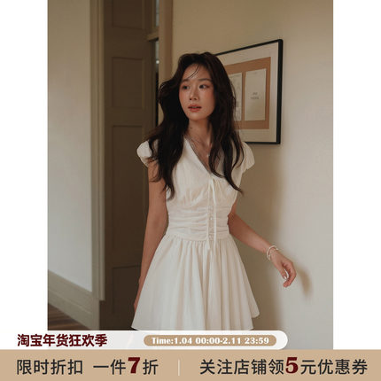 JOCO CHIC 法式蕾丝拼接v领系带短袖连衣裙女夏季捏褶收腰a字短裙