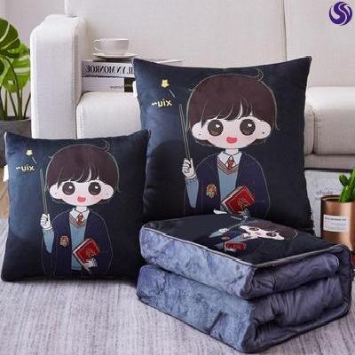 靠垫一体毛绒头二合一毛绒车里的抱枕被子两用绒毛秋冬靠垫/抱i.