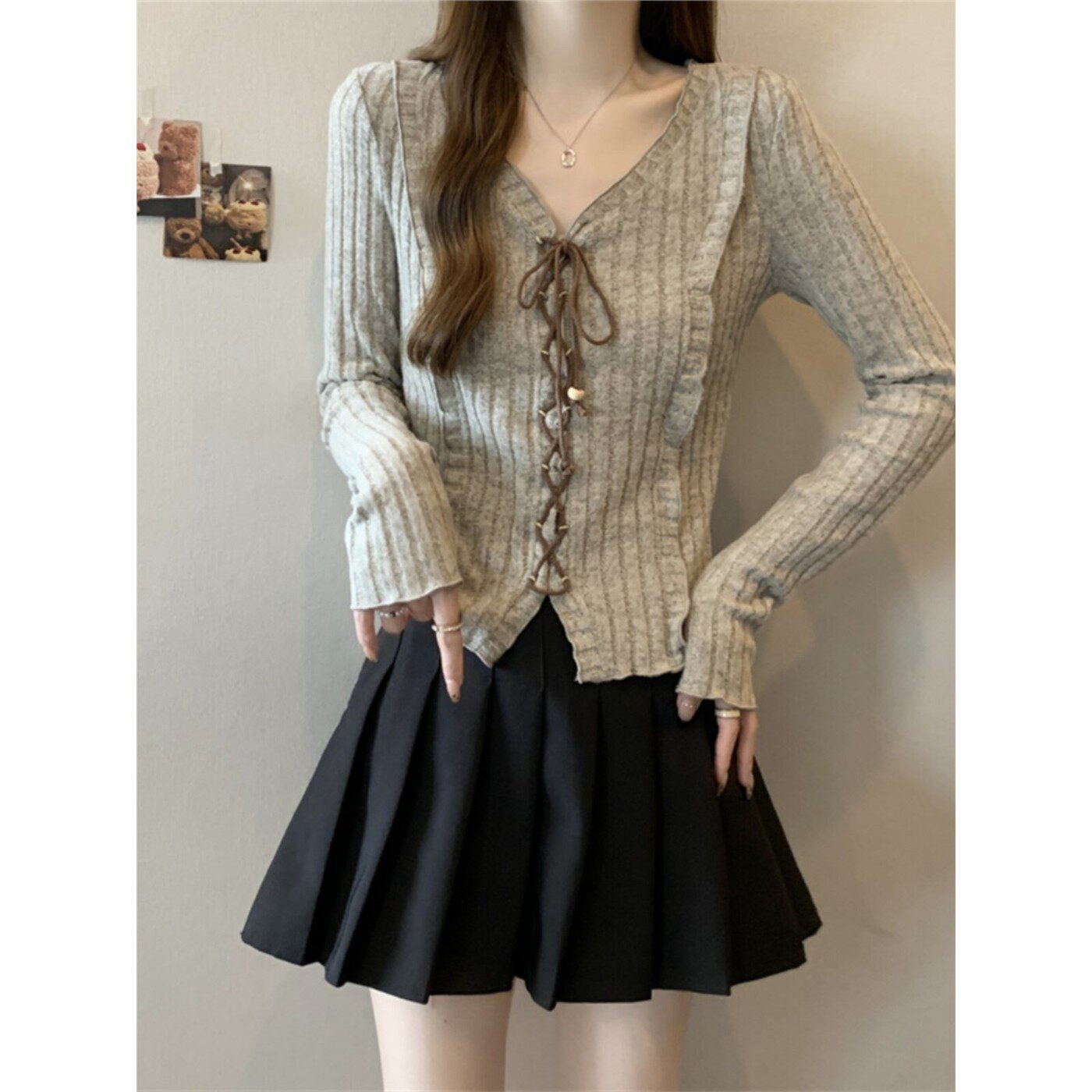 美拉德V领正肩长袖T恤女秋季新款大码胖mm打底衫甜辣炸街chic上衣