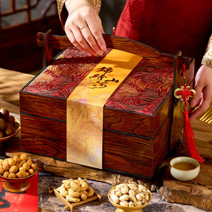 2026年高端年货礼盒坚果零食过年礼品春节送礼走亲戚送长辈客户