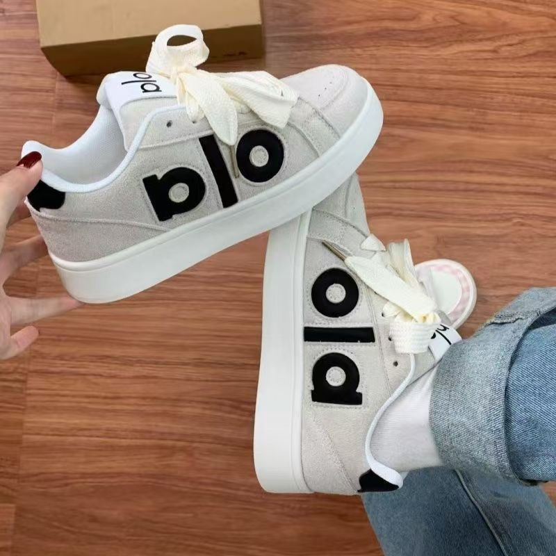 新款灰白色厚底设计感滑板鞋女ins防滑减震运动鞋通勤学生休闲鞋