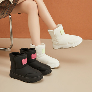 时尚雪地靴女2025冬季新款百搭休闲短靴厚底松糕加绒防滑女鞋加棉