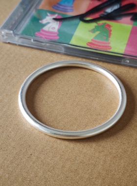 银色古法磨砂实心不掉色手镯