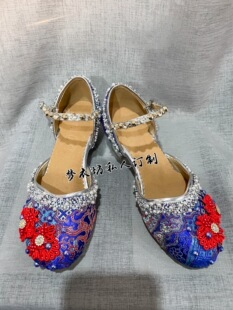 私人定制女童高跟鞋中国风走秀高跟鞋女童少数民族鞋绣花鞋礼服鞋