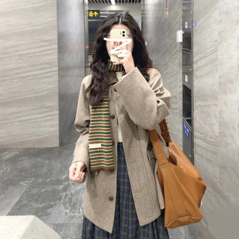 高级感韩系毛呢短款大衣女秋冬2025新款春季超好看加厚外套小个子